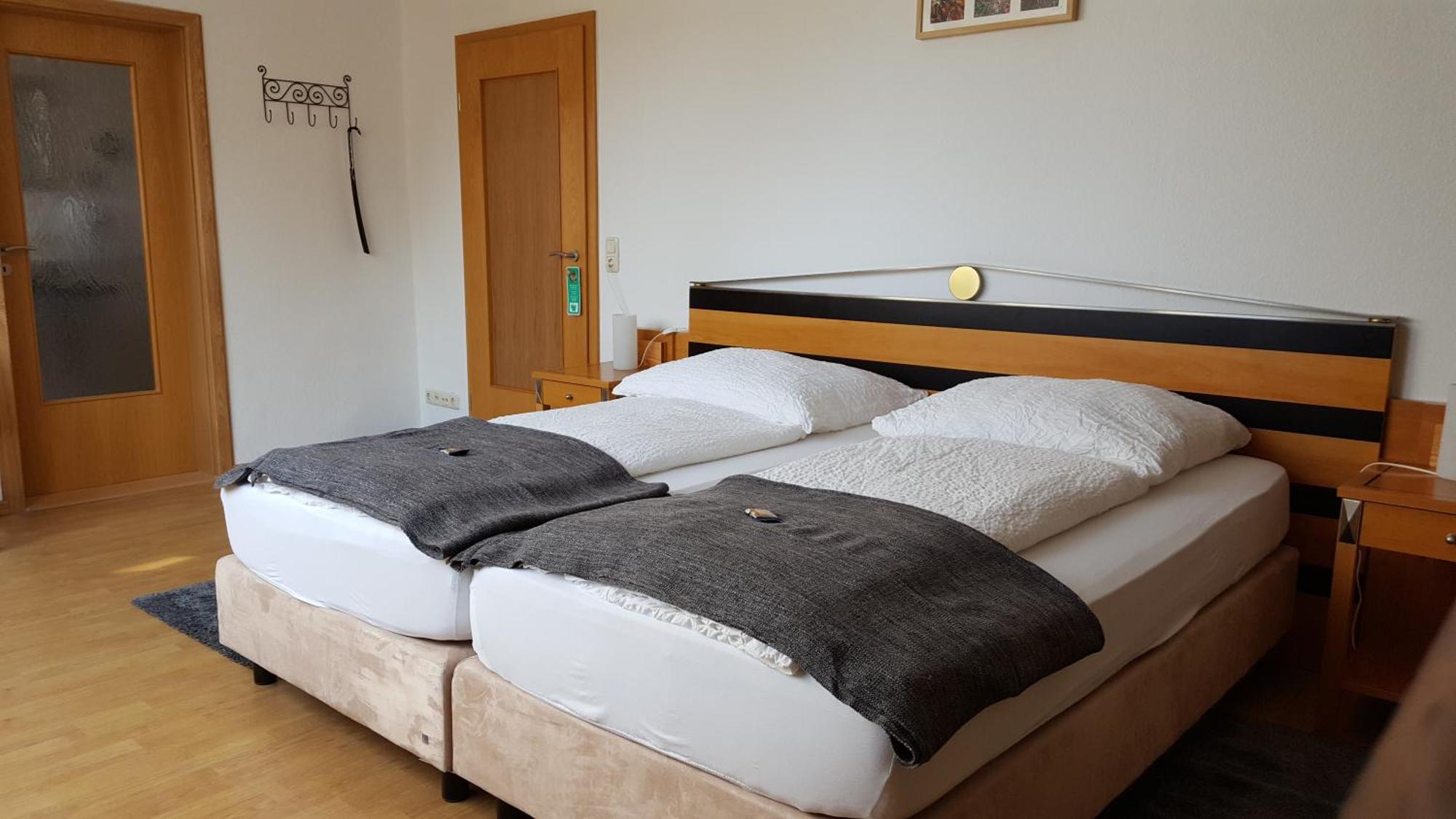 Hotel Schoene Aussicht Masserberg Room photo