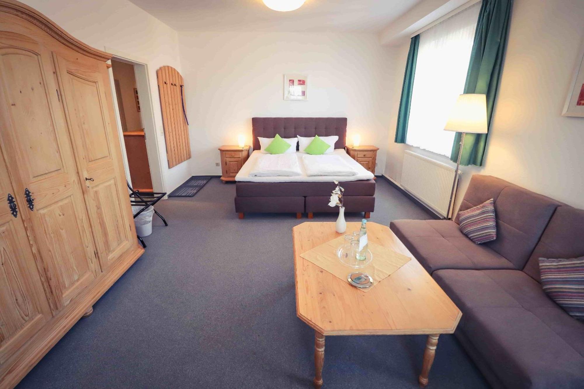 Hotel Schoene Aussicht Masserberg Room photo